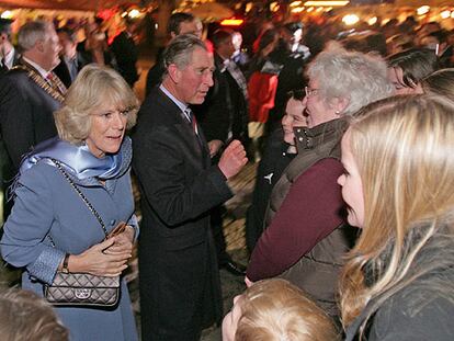 El príncipe Carlos de Inglaterra y su esposa, Camilla