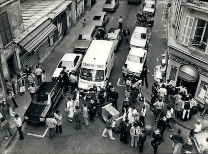 El atentado del 8 de agosto de 1982 dejó 
6 muertos y 14 heridos en la rue Des Rosiers, París.