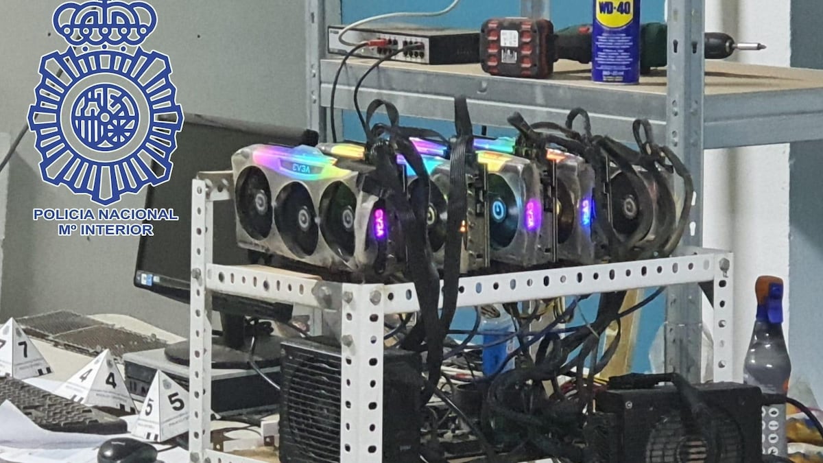 La operación policial que ha desalojado una granja de Criptomonedas
