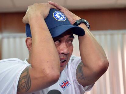 El exrehén filipino Joseph Balmaceda en una rueda de prensa hoy a su llegada a Manila.