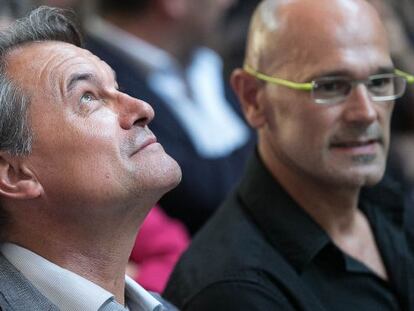 Catalan premier Artur Mas (left) and Junts pel Sí candidate Raül Romeva.