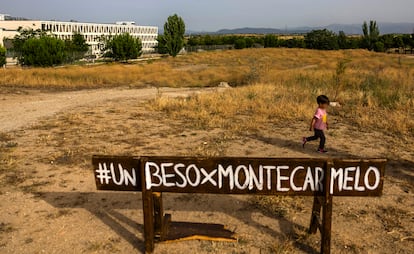 A la izquierda, el Colegio Alemán de Madrid y a la derecha, la parcela donde se construirá el cantón de Montecarmelo.