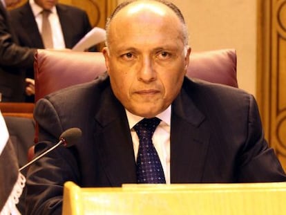 El ministro de relaciones exteriores de Egipto, Sameh Shoukry, en una reuni&oacute;n de la Liga &Aacute;rabe el lunes. / Khaled Elfiqi (Efe)