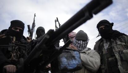 Miembros del Ejército de Siria Libre en Qusayr, a 15 kilómetros de Homs.