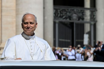El papa León XIV, este miércoles en la audiencia general celebrada en la plaza de San Pedro, en una imagen distribuida por el Vaticano.