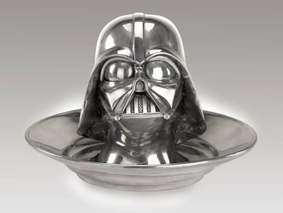 Escultura única del legendario villano de Star Wars: Darth Vader, realizada por el artista pop Clive Barker en 1999 y valorada entre 7.000 y 10.500 euros.