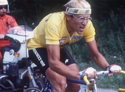 Laurent Fignon, camino de la victoria en La Plagne, donde certificó, en 1984, el triunfo en su segundo Tour.