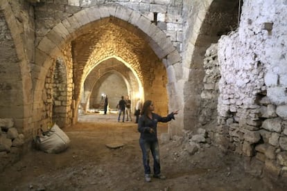 Renee Forestany, directora de la excavación de la Autoridad de Antigüedades de Israel (AAI), en el hospital de la época de las Cruzadas descubierto en Jerusalén.