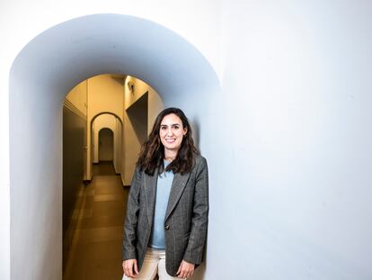 Leticia López-Cotelo, directora de Acompartir, en la sede de la organización, en Madrid.