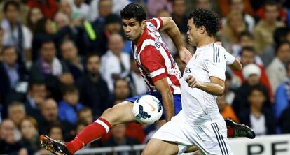 Diego Costa y Pepe durante un encuentro de 2013.