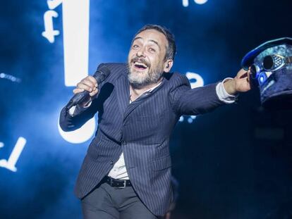 Santi Balmes de Love of Lesbian, en el San Jordi Club