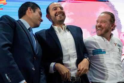 Jorge Romero, Marko Cortés y Santiago Taboada durante el registro de este último como precandidato a jefe de gobierno de la Ciudad de México, en noviembre de 2023. 