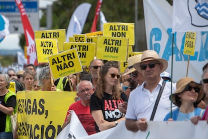 Marcha contra el proyecto de Altri en Palas (Lugo), Pontevedra este domingo.