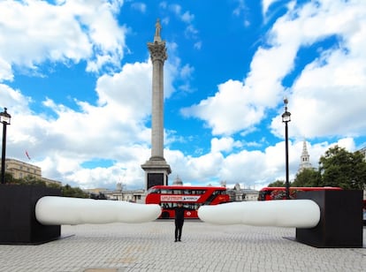 'You', de Rivelino, en Trafalgar Square.