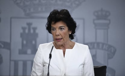 La ministra de Educación en funciones, Isabel Celaá, este viernes. 
 