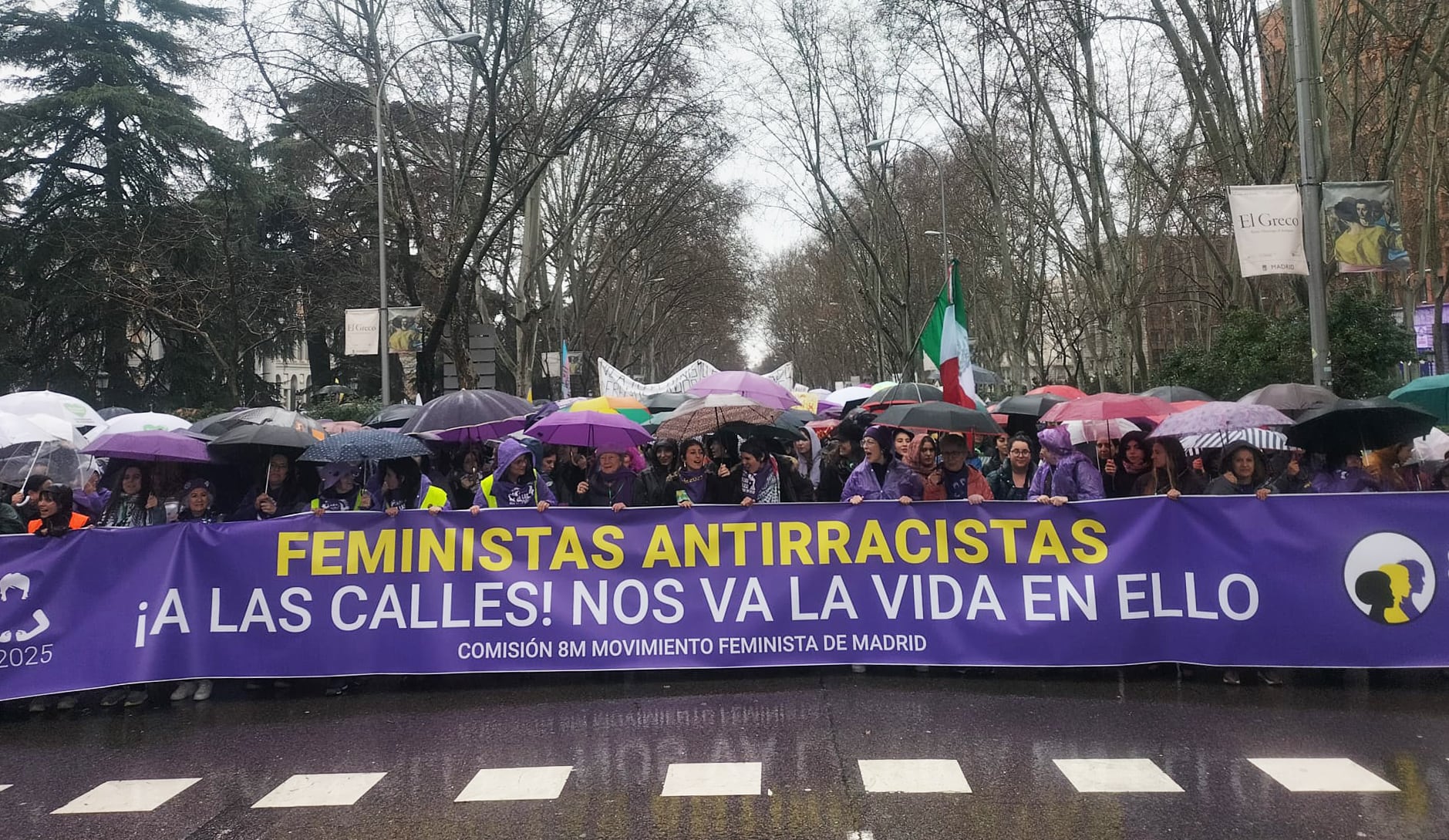 “Las feministas cantan, las calles se levantan”