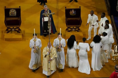 El coro de góspel que ha cantado en la coronación de Carlos III en la abadía de Westminster.