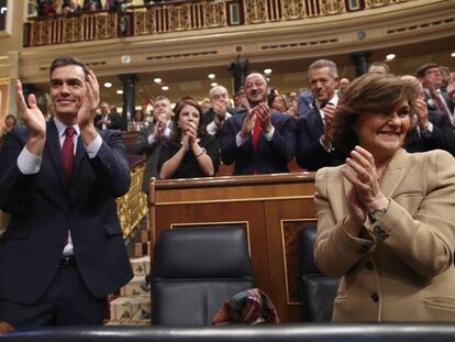 Spanish PM Pedro Sánchez and Deputy PM Carmen Calvo.