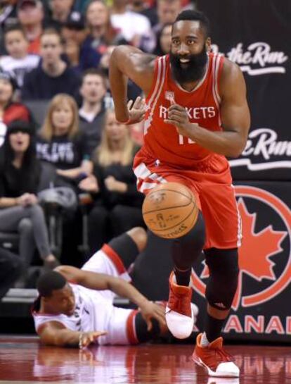 Harden, en el partido ante Toronto.