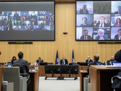 El secretario general de la OTAN, Jens Stoltenberg, pronuncia el discurso de apertura mientras preside la reunión virtual de ministros de Asuntos Exteriores de la OTAN, Bruselas (Bélgica), el pasado 1 de diciembre.