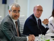 El presidente de Aena, Maurici Lucena, y el vicepresidente Javier Marín durante la presentación, la semana pasada, de la propuesta de Documento de Regulación Aeroportuaria (DORA) para el quinquenio 2027-2031.