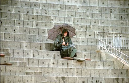 Former bullfighting critic Joaquín Vidal during a rainy afternoon in Madrid's Las Ventas bullring.