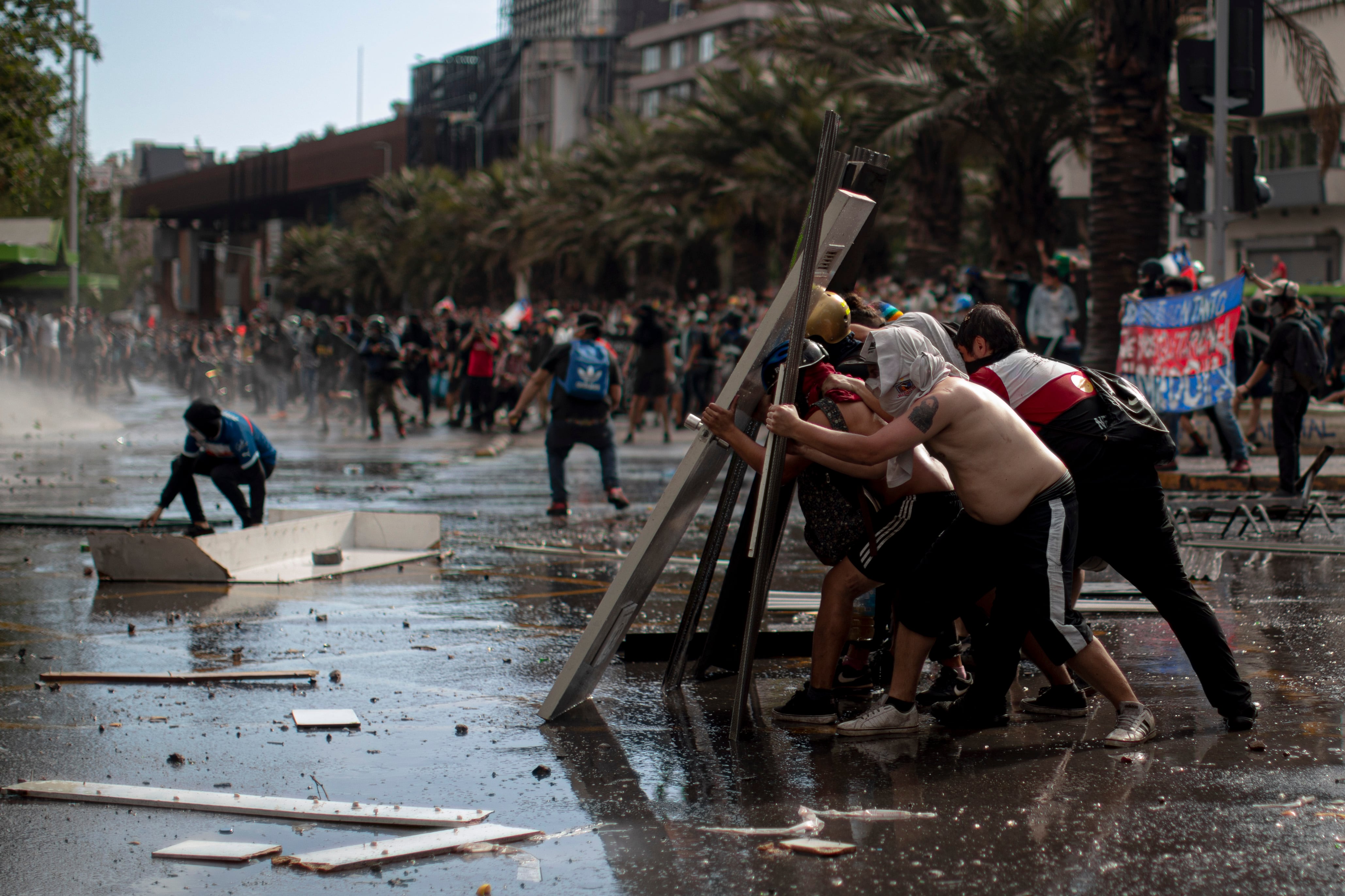 Estallido social en Chile: siete historias que muestran las huellas del 18-O, a siete años de las protestas