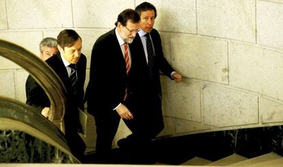 Rajoy, ahir al Congrés dels Diputats, amb Hernando i Floriano.