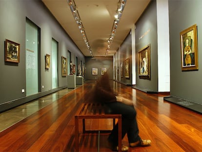 Una de las salas del Museo de Bellas Artes Gravina (Mubag), con una colección permanente de 500 obras de arte alicantino desde el siglo XVI hasta principios del XX.