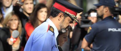 El jefe de los Mossos d'Esquadra, Josep Lluis Trapero, a su salida de la Audiencia Nacional tras declarar ante la juez Carmen Lamela.