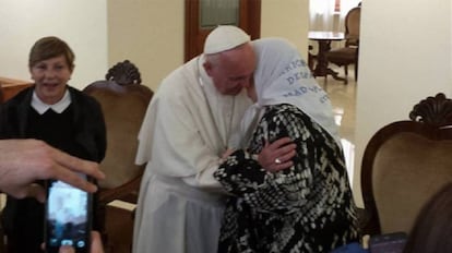 Francisco recibe a Hebe de Bonafini en Santa Marta