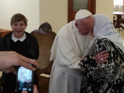 Francisco recibe a Hebe de Bonafini en Santa Marta