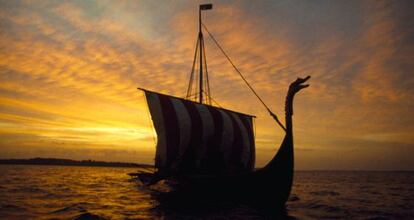 Un barco vikingo de la serie de History channel, 'Vikings'.
