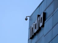 Logo de Indra.