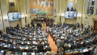 Sesión de la Cámara de Representantes durante la votación del plan Nacional de Desarrollo.