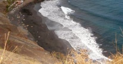 The beach of Las Gaviotas, in Tenerife.