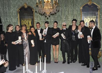 Los premiados: Olivia Palermo, Nuria Sardá, directiva de Tiffany & Co, Elena Bernarroch, David Delfín, Saskia de Brauw, Isabeli Fontana, Karl Lagerfeld, Youcef Nabi, Joana Bonet, Mark Vanderloo y Massimiliano Giornetti.