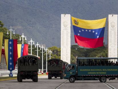 Soldados participan en un acto militar del ministerio de Defensa de Venezuela.
