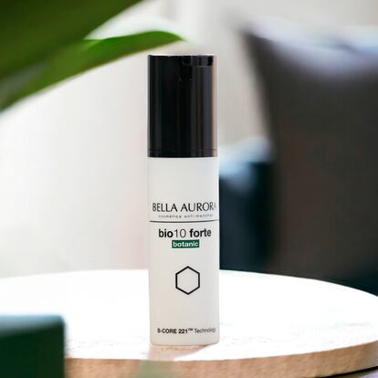 Los ingredientes naturales, como el regaliz, la mora, la gayuba o el limón, están en el corazón de la nueva fórmula de bio10 forte botanic.