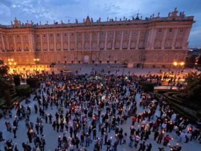 La plaza de Oriente de Madrid, durante la Hora del Planeta 2012.