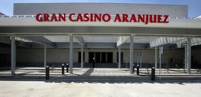 Acceso al casino de Aranjuez en una fotograf&iacute;a tomada poco despu&eacute;s de su apertura. 