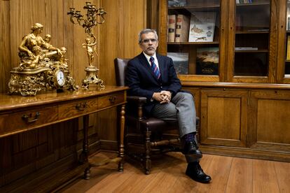 Luis Cordero, Ministro de Justicia y Derechos Humanos, en su oficina en Santiago, Chile.