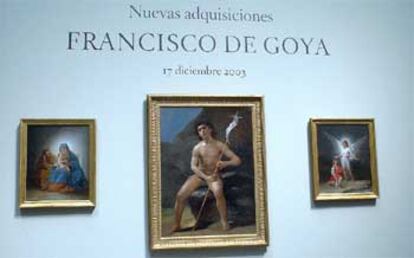 Los cuadros <i>Sagrada Familia, San Juan Bautista niño en el desierto</i> <b>y </b><i>Tobías y el ángel,</i><b> de Goya, ayer en el Prado. </b>