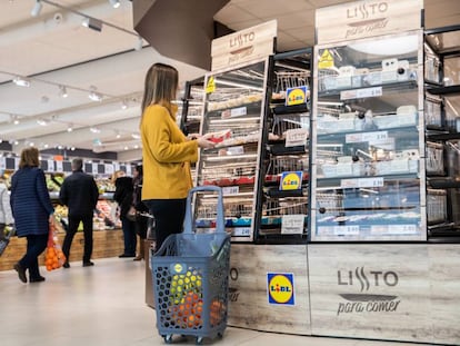 Sección de platos preparados calientes en el supermercado Lidl de Alcorcón.