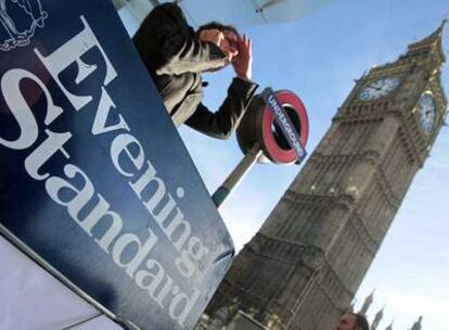 Un anuncio del <i>Evening Standard</i> en el centro de Londres.