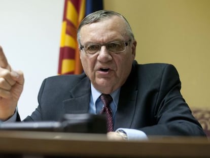 El sheriff de Maricopa, Joe Arpaio, en una conferencia de prensa en Fénix (Arizona).