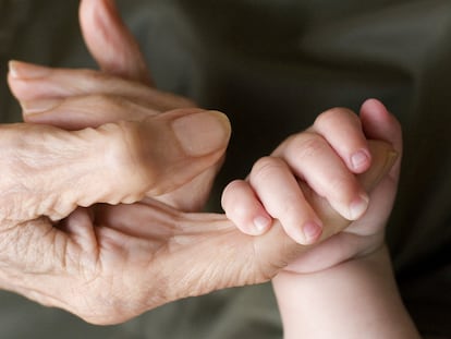 Los españoles han ganado un año en su esperanza de vida cada cuatro años.