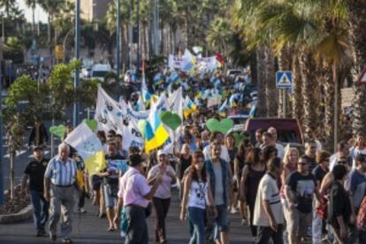 Manifestaci&oacute;n en Las Palmas contra los sondeos petrol&iacute;feros.