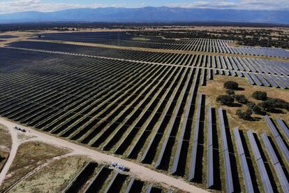 Planta fotovoltaica en Trujillo, Cáceres.
 
 