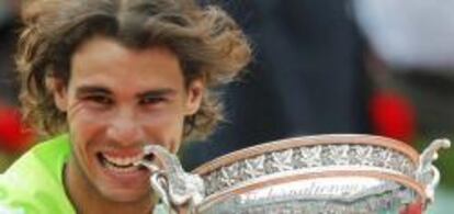 Nadal conquista París y recupera el número uno